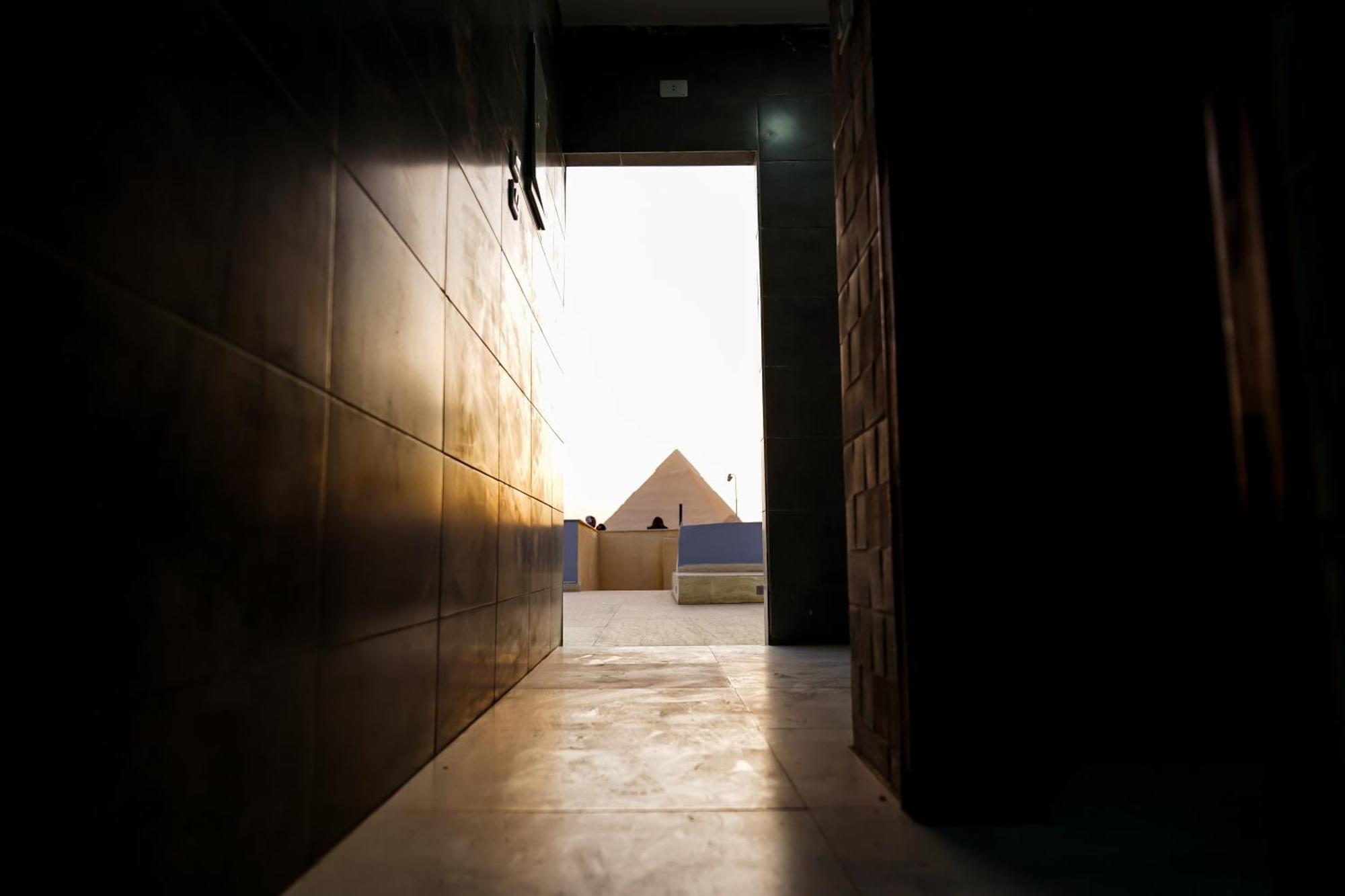 Pyramids Hotel Kafret el-Gabal Exterior foto