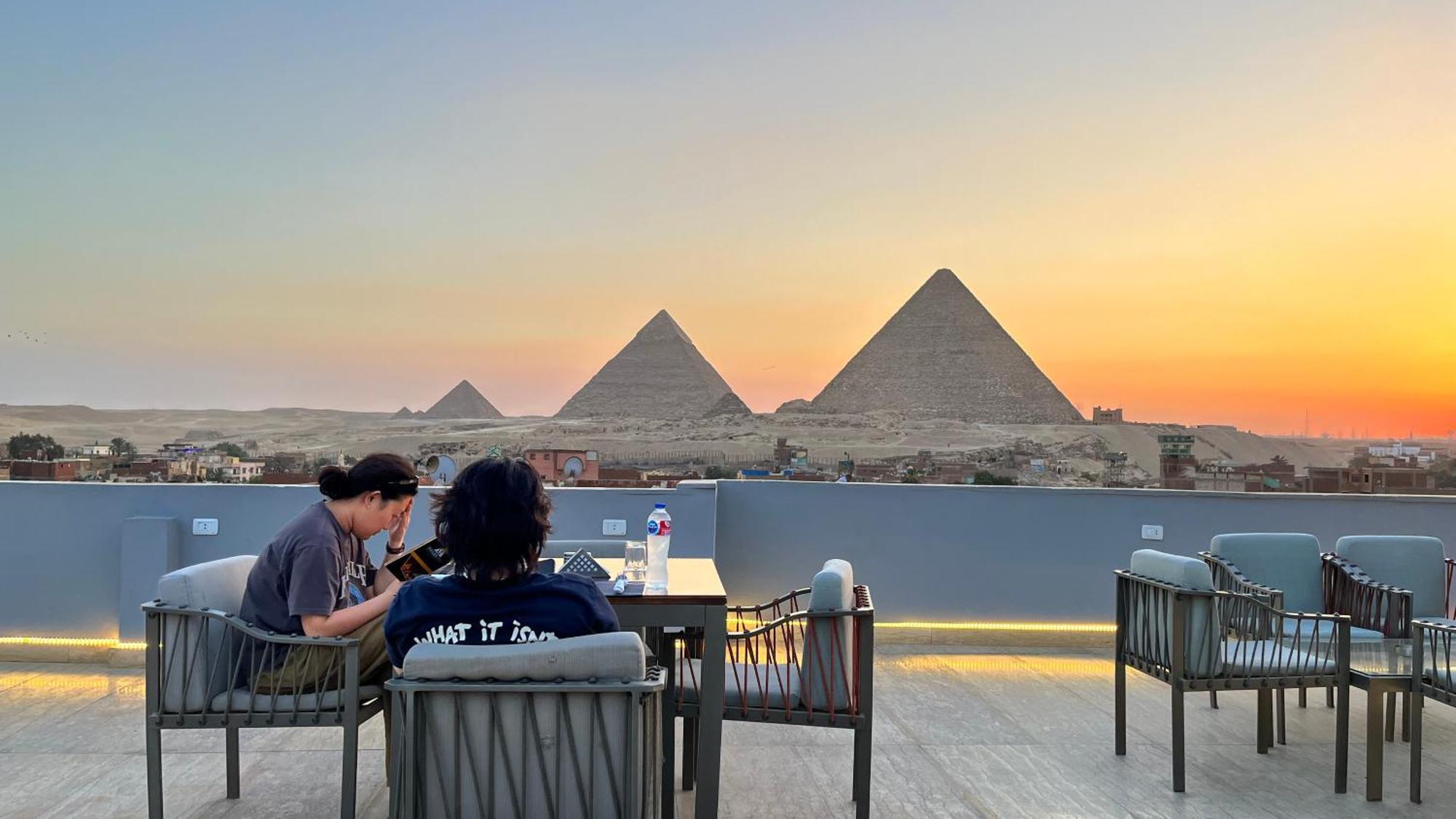 Pyramids Hotel Kafret el-Gabal Exterior foto